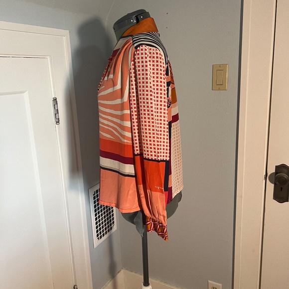 Tory Burch Silk Patchwork Branded Blouse Size 14 $385 - Picture 4 of 16